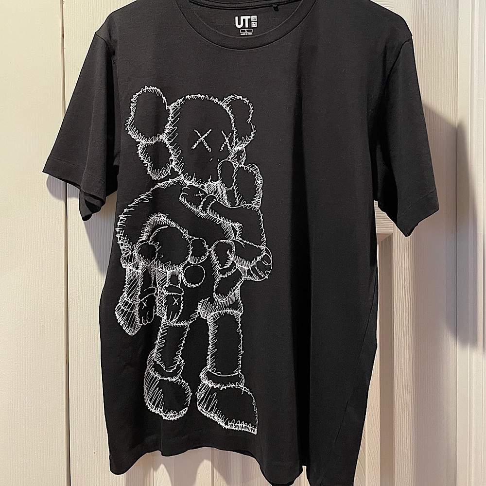 Kaws x Uniqlo UT Clean Slate Black ‘16 Men’s US LG